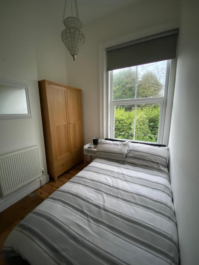 Lovely 2 Bedroom Flat Wifi Close To The Beach Bournemouth Exterior photo